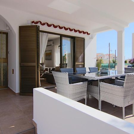 Phaedrus Living: City View Luxury Flat Androcleous Paphos Eksteriør billede